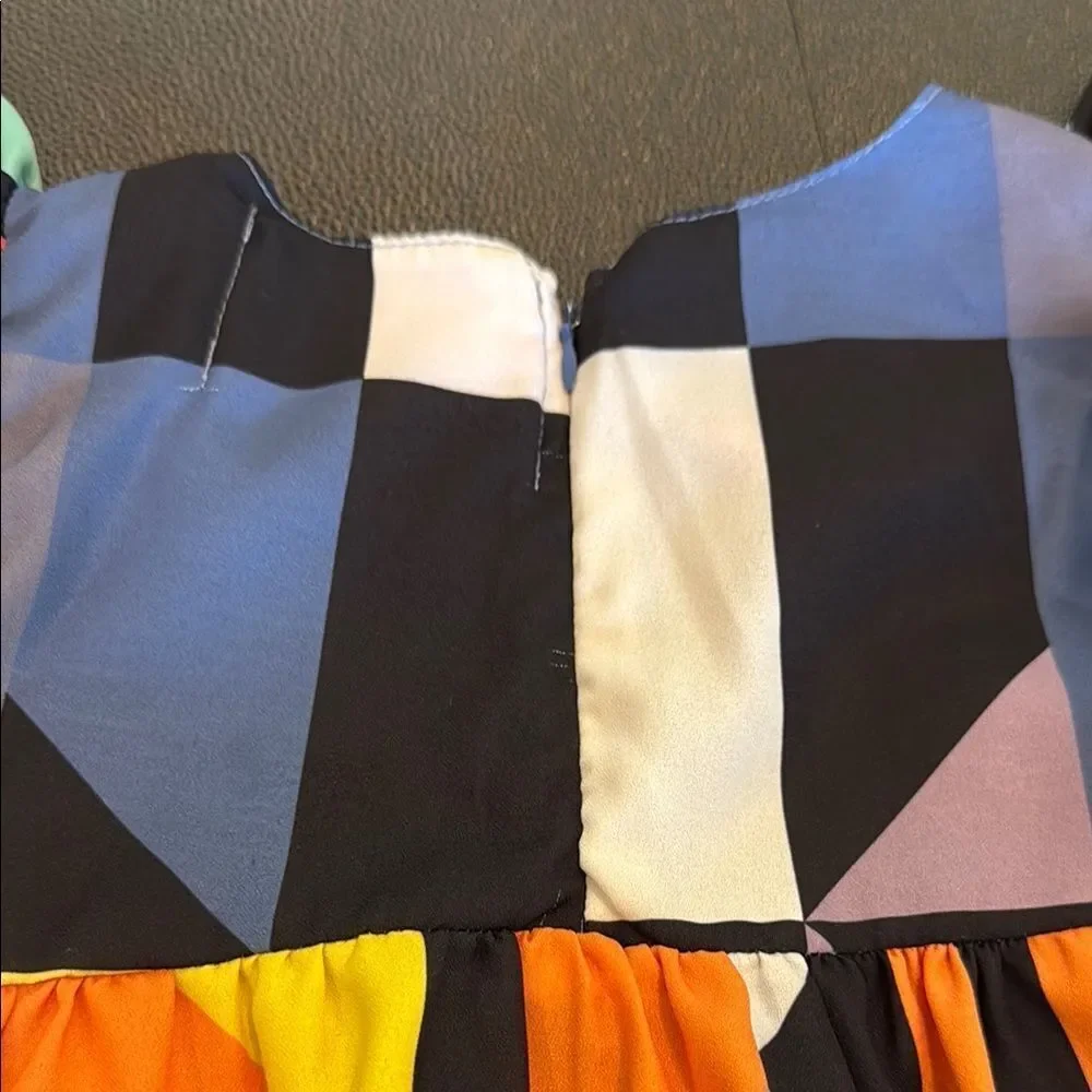 BritonCourt Colorful Geometric Dress with Flutter Sleeves size 2
